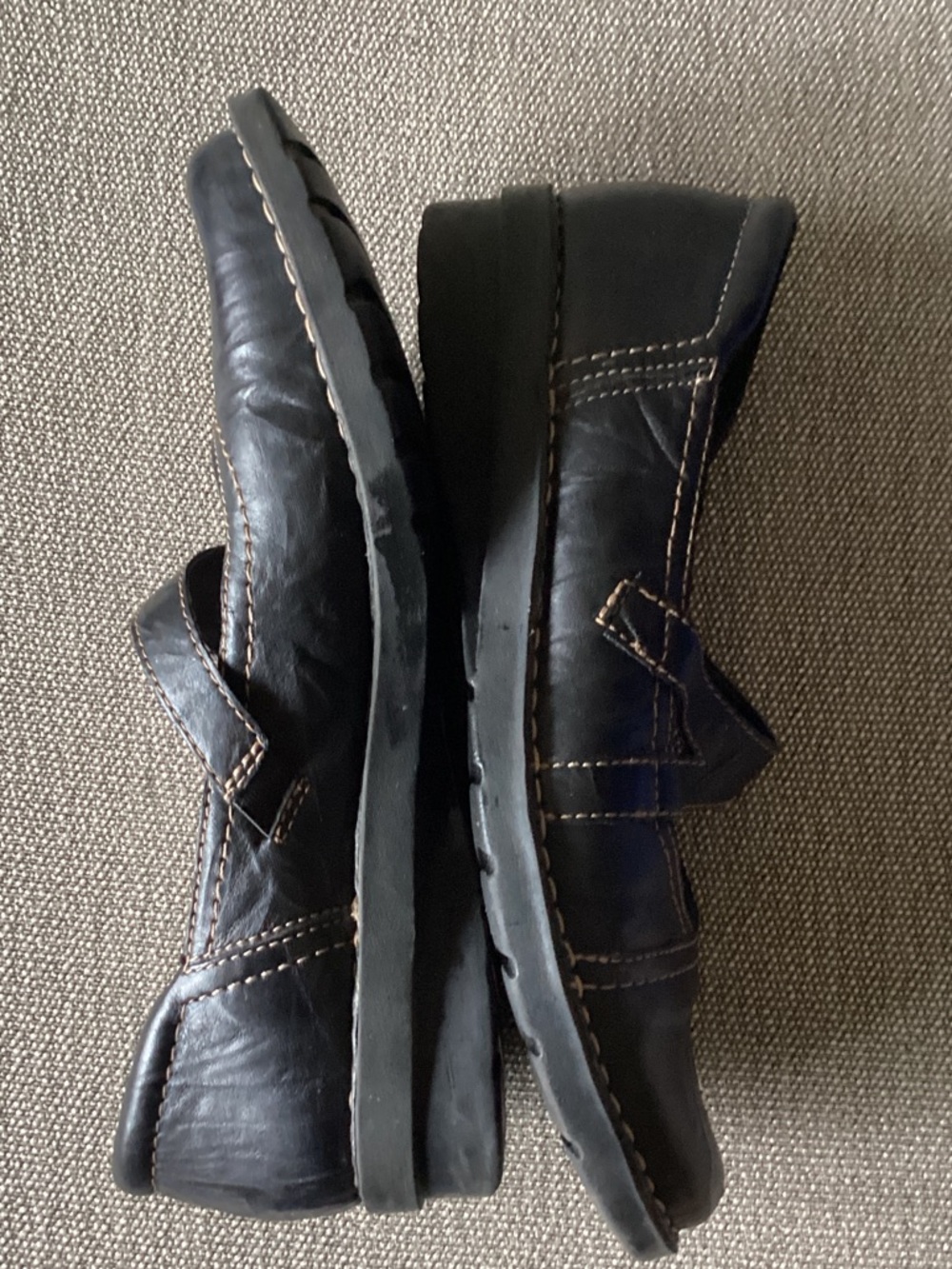 Clarks Black Leather Mary Jane-Style Slip-On Loafers - Picture 3 of 4